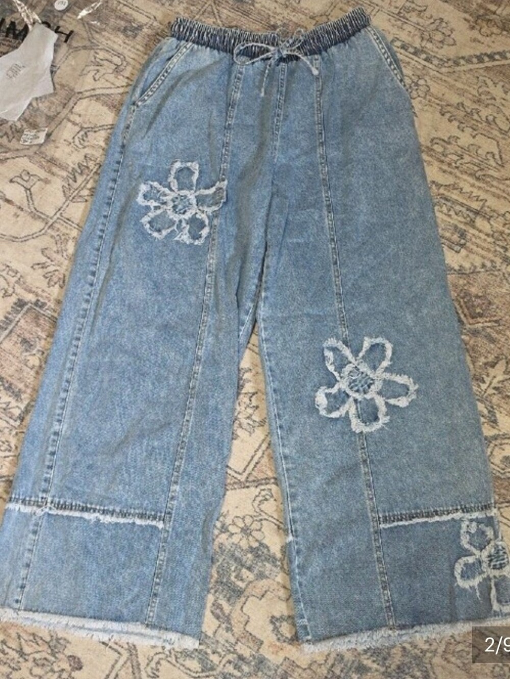 NWT HEIMISH Womens Size Medium Jeans Distressed Flower